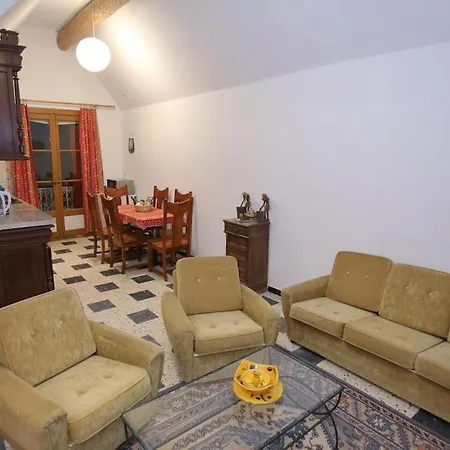 Apartment Chez Nous - La *