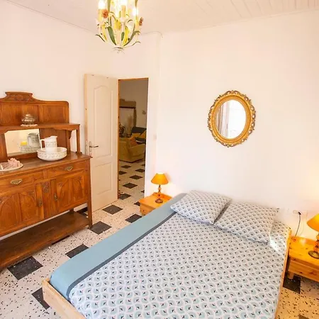 Chez Nous - La